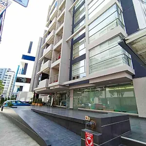 apt-edificio-norland-zona-privilegiada-de-la-carolina.hotelsquito.com/